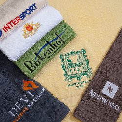 Handtuch Herka-Frottier b2b Einstickung Gruppe Ton in Ton Baumwoll Promotowel Werbung terry towel embroidery cotton